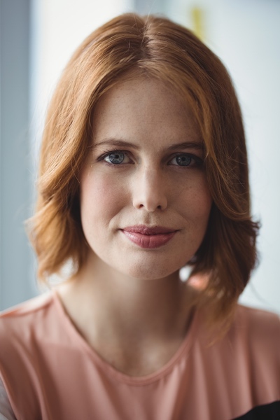 A bright, tidy desk with a notebook and a simple plan written out.